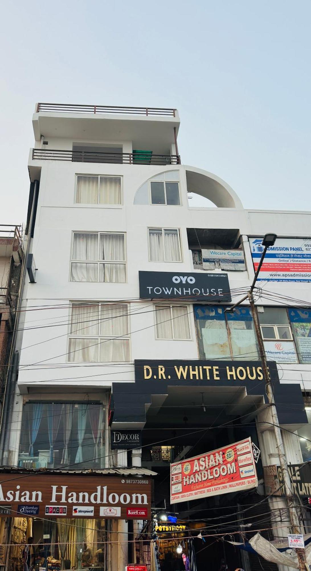 Hotel Relax In - Noida Sector 18 Dış mekan fotoğraf